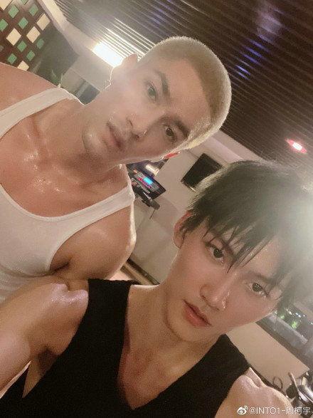 米卡爆料图片大全集最新,揭秘明星幕后生活瞬间